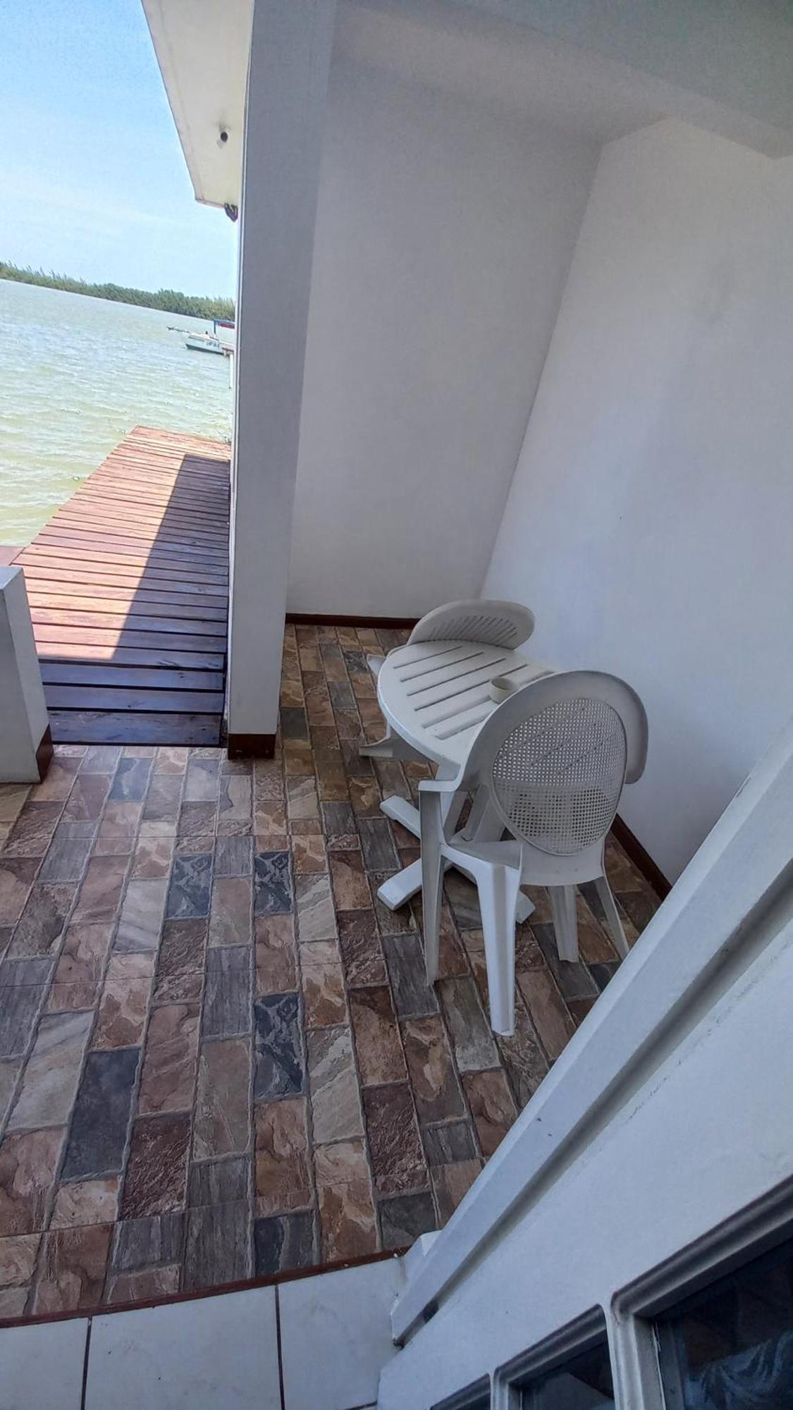 Fisherman'S Inn Hotel Florence Hall Εξωτερικό φωτογραφία