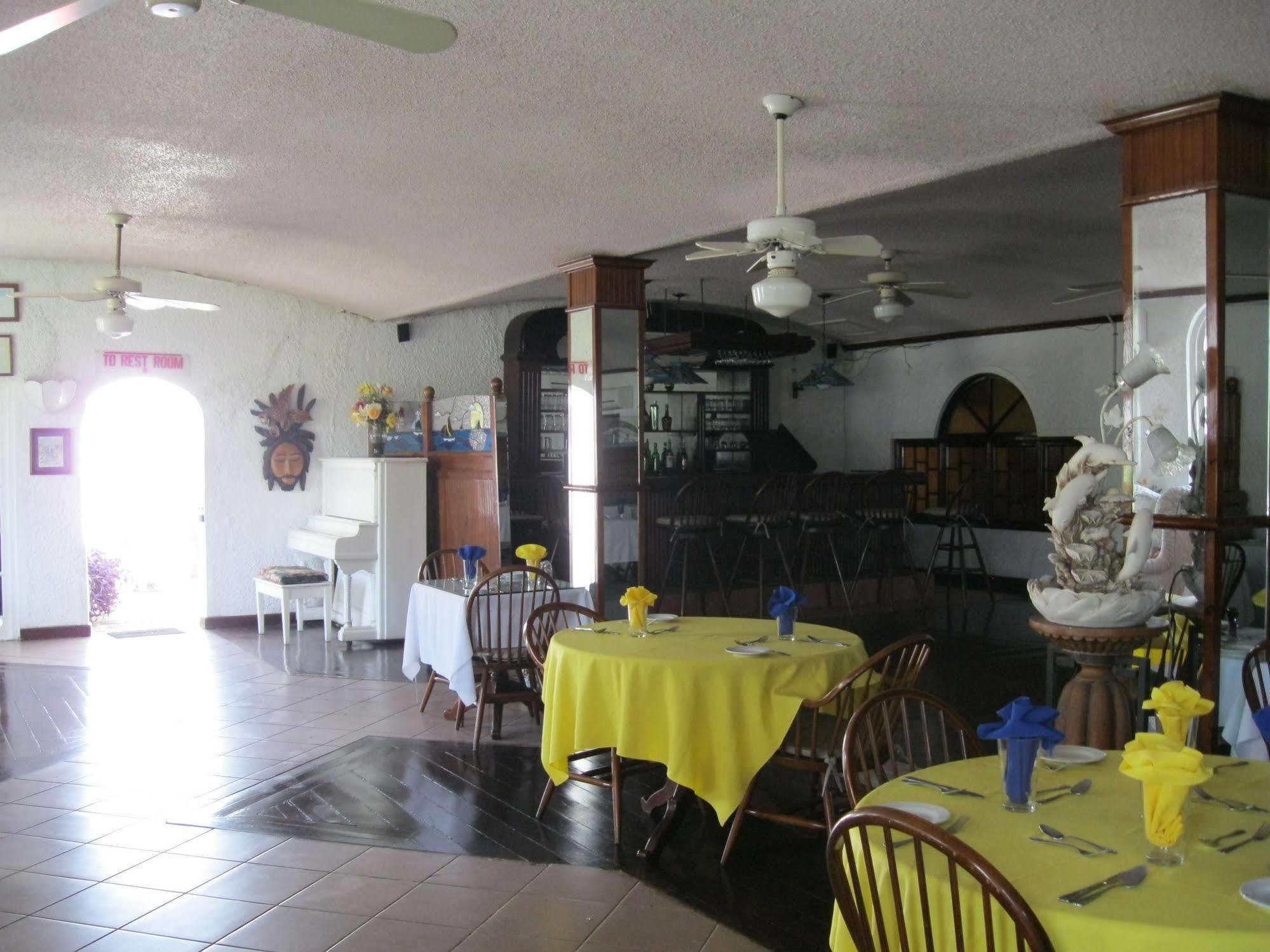 Fisherman'S Inn Hotel Florence Hall Εξωτερικό φωτογραφία